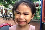 Cô bé từng gây bão với meme “Cười đi rồi cho nghỉ học” hút gần 7 triệu lượt xem năm nào giờ đã lên lớp 6, nhan sắc gây chú ý