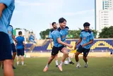 SLNA đăng ký trung vệ Việt kiều cao 1m89, ĐT Việt Nam có thêm lựa chọn