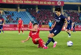 Đoàn Văn Hậu bị treo giò bốn trận sau pha vào bóng với Doãn Ngọc Tân