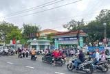 Công an xác minh clip nhóm học sinh cấp 2 đánh bạn ngay trước cổng trường ở Vĩnh Long