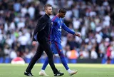 Fulham đánh rơi chiến thắng, Manchester United thoát thua phút cuối