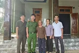 Cụ bà là vợ liệt sĩ đi lạc gần 40 km đã về với gia đình