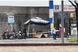 Danh tính nngười đàn ông vào cây xăng trú mưa, sáng hôm sau tử vong