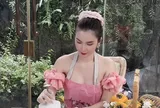 Bên trong biệt thự của Ngọc Loan: Mùa Trung thu nào cũng tự tay trang trí, làm bánh cực khéo