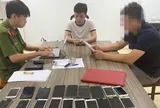Triệt phá đường dây giả danh "shipper" và công ty chuyển phát để lừa đảo chiếm đoạt tài sản, chân tướng kẻ cầm đầu Nguyễn Văn Hậu  SN 2001