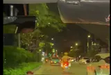 CSGT Hà Nội kịp thời mở đường đưa người đàn ông có biểu hiện đột quỵ đến bệnh viện