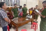 Biết bạn đang mang thai, Doãn Thị Huyền Trang vẫn rủ bạn làm "chuyện đáng trách"