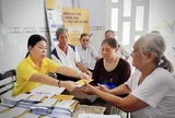 Lương hưu tháng 10/2026 được chuyển khoản trong 2 đợt: Ai nhận trước, ai nhận sau?