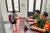 Người phụ nữ đến ngân hàng rút 1 tỷ đồng tiền tiết kiệm, nhân viên vội báo công an