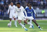 Chelsea gặp khó trong việc giữ chân tài năng trẻ của học viện Cobham