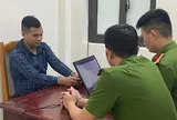 Thông tin mới vụ vây bắt 2 đối tượng cầm kiếm cố thủ trên mái nhà ở Thanh Hóa: 2 bị can ma túy đang bỏ trốn