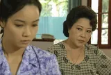 Mẹ chồng dậy từ 3h sáng ninh nước hầm xương cho cháu ăn dặm, con dâu chê không có chất khiến bà bỏ về ngay