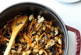 Canxi trong rau này gấp 10 lần sữa, người Nhật gọi là “món trường thọ”, thật may nước ta cũng bán nhiều!
