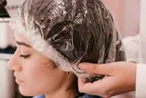 Nhuộm tóc đắt tiền vẫn nhanh phai, xơ xác? 5 quy tắc giúp giữ màu bền lâu, tóc bóng khỏe tự nhiên
