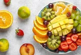 Ăn trái cây tráng miệng vào thời điểm này là lầm to, chỉ tiện chứ không tốt như nhiều gia đình vẫn nghĩ