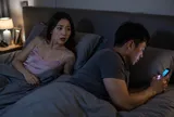 Tái hôn 6 tháng, nửa đêm vợ cũ của chồng bỗng nhắn tin đòi anh thực hiện lời hứa, anh liền chuyển khoản 100 triệu