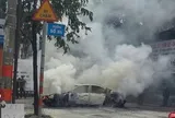 Hiện trường vụ cháy ô tô 5 chỗ, nhân chứng tiết lộ bất ngờ