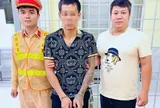 Bắt nam thanh niên tàng trữ ma túy khi đang tham gia giao thông trong đêm trên phố Đội Cấn