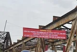 Hà Nội tạm cấm xe đi qua cầu Long Biên trong 2 tháng để sửa chữa: Các phương tiện phải di chuyển thế nào?