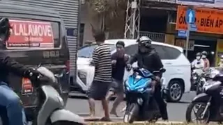Thông tin mới đáng chú ý vụ hai tài xế đánh nhau giữa đường ở TPHCM