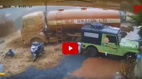 Khoảnh khắc kinh hoàng, dòng bùn đất khổng lồ cuốn phăng công trường, vùi lấp nhiều người