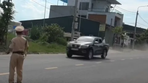 Nam thanh niên không GPLX, điều khiển ô tô vượt giới hạn tốc độ hơn 40km/h