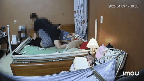 Clip: DJ nổi tiếng nghi đánh vợ mới sinh 5 tháng dã man gây phẫn nộ