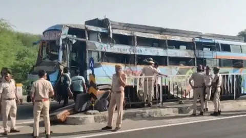 Hiện trường ám ảnh vụ lật xe buýt khiến 3 người tử vong, 17 người bị thương: Hé lộ nguyên nhân đau lòng