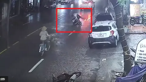 Clip: Người đàn ông tung "liên hoàn cước" quật ngã 2 tên trộm giữa phố: Lời kể của người vợ như một thước phim hành động