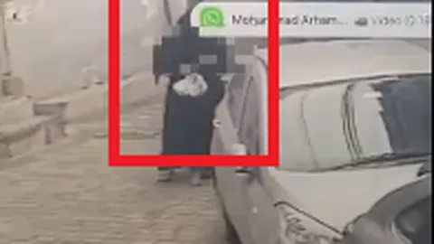 Người phụ nữ bị sàm sỡ giữa ban ngày khi đang đi bộ một mình trên phố