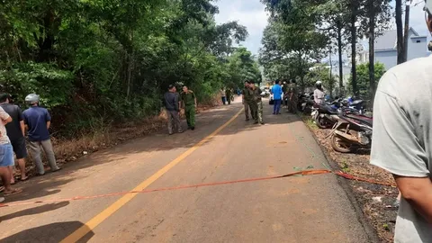 Xuất hiện clip 20 giây ghi lại cảnh một nghi can có mặt tại nhà 3 người tử vong ở Đồng Nai: Đặc điểm nhận dạng là gì?