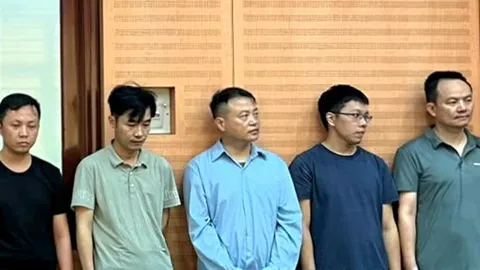 Clip: Shark Bình nói điều đáng chú ý tại cơ quan điều tra