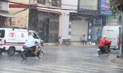 Dự báo Biển Đông xảy ra áp thấp nhiệt đới, khu vực Bắc và Trung Trung Bộ mưa to