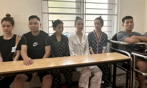 Phát hiện nhiều "hotgirl" mua ma tuý về "bay" tại phòng trọ ở Hà Nội