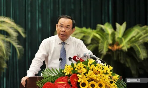 Bí thư Tp.HCM: Tăng lương mà không bình ổn được giá cả thì không có ý nghĩa