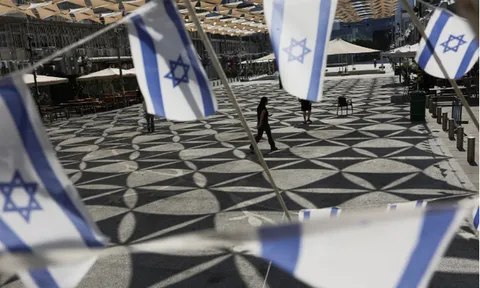 Khi mối đe dọa tấn công hiện hữu, Israel căng thẳng chờ đợi