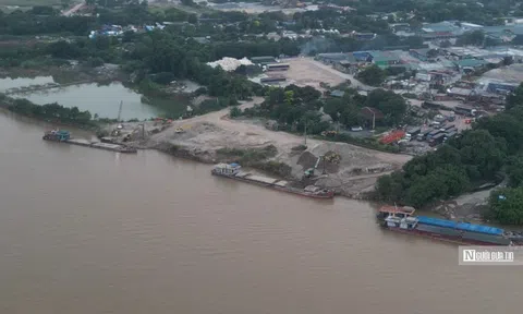 Hà Nội: Bến bãi hoạt động trong mùa mưa bão tại phường Thanh Trì