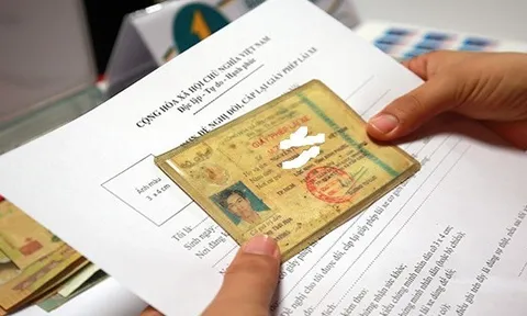 Giấy phép lái xe cấp trước 1/1/2025 thì được cấp, đổi lại thế nào, lệ phí cấp đổi, thời hạn giấy phép lái xe ra sao?