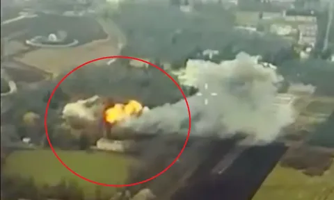 Clip: Ukraine dùng tên lửa Storm Shadow tấn công Nga, nơi có mặt người Triều Tiên?