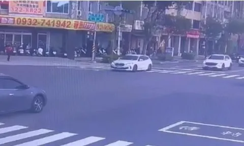 Clip: Đau xót cảnh con gái 6 tuổi tử vong vì bố gây tai nạn giao thông trong tình trạng say rượu