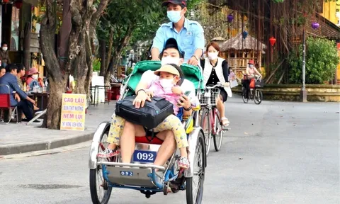 Phản ứng của Chủ tịch TP Hội An về thông tin "chung chi" tiền tỷ mỗi suất xích lô, ghe du lịch