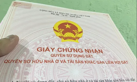 Khai trừ Đảng Phó chủ tịch xã nhận tiền làm sổ đỏ cho dân