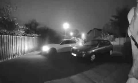 Clip: Kinh ngạc xem tên trộm táo tợn đánh cắp chiếc BMW chỉ trong 5 giây