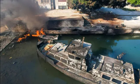 Clip: Khung cảnh tan hoang ở cảng Latakia, Syria sau cuộc không kích của Israel