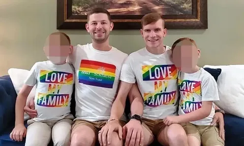 Bản án cho 2 kẻ lạm dụng tình dục 2 con trai nuôi: Hé lộ dòng tin nhắn bệnh hoạn