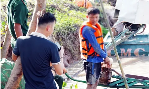 Danh tính đối tượng giấu 12kg vàng 9999 dưới đuôi vỏ lãi, cách thức che giấu mới thật bất ngờ