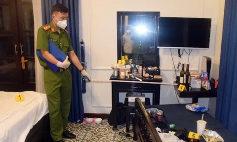 Hiện trường ám ảnh bên trong phòng khóa trái ở biệt thự Hội An, 2 người nước ngoài tử vong