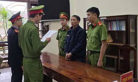 Bắt gã đàn ông 46 tuổi nổi cơn thú tính xâm hại bé gái 5 tuổi khi chơi trốn tìm quanh nhà