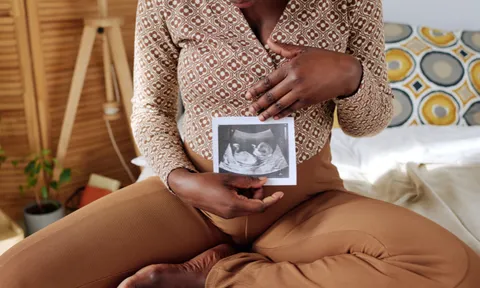 Việc mang thai hộ ở Việt Nam và các nước trên thế giới được quy định ra sao?