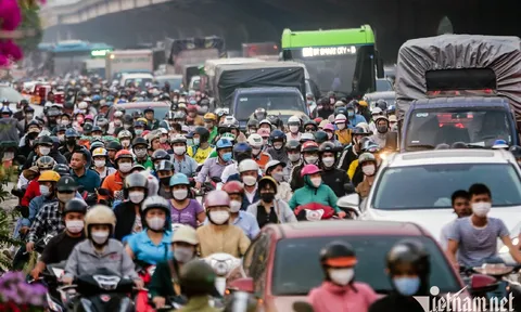 Hà Nội xử lý được 13 điểm ùn tắc giao thông thì lại phát sinh thêm 16 điểm